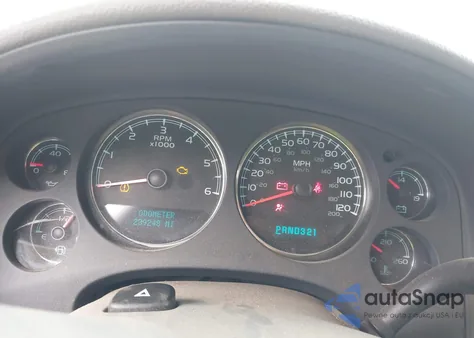 2008 Chevrolet Suburban 1500 Ls из США, поврежденный, VIN 3GNFK16398G176488